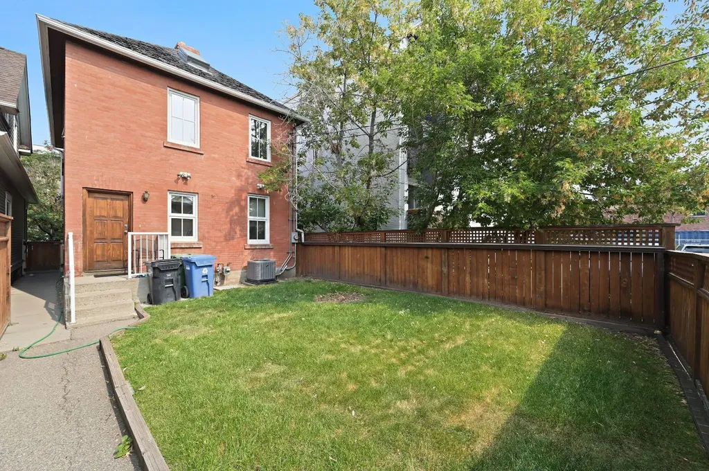 1215 14 Avenue SW Calgary AB T3C 0W1