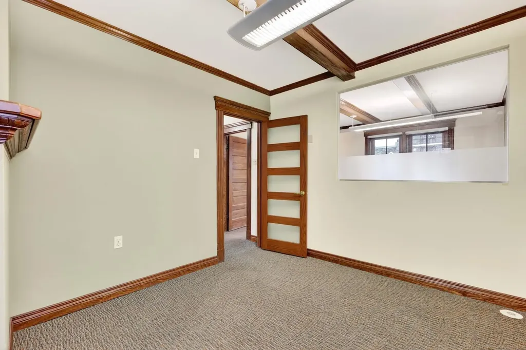 1215 14 Avenue SW Calgary AB T3C 0W1