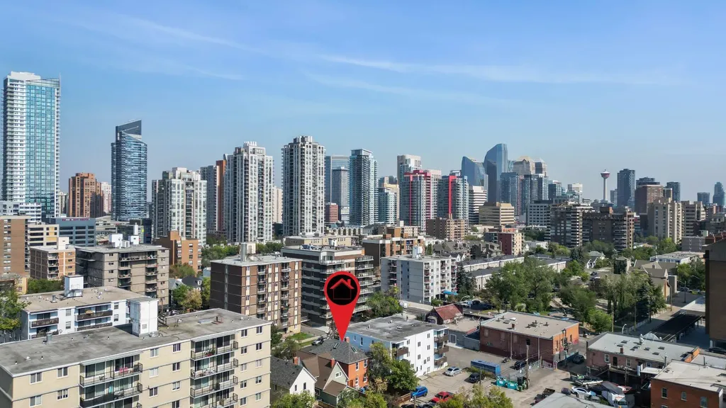 1215 14 Avenue SW Calgary AB T3C 0W1