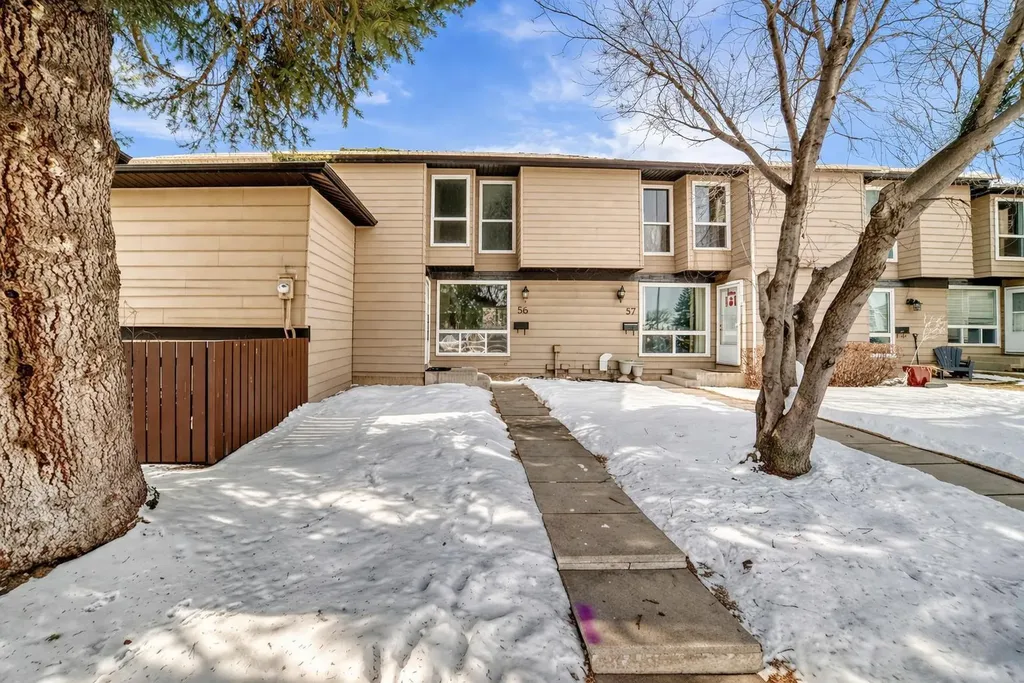 7205 4 Street NE Calgary AB T2K 5S3