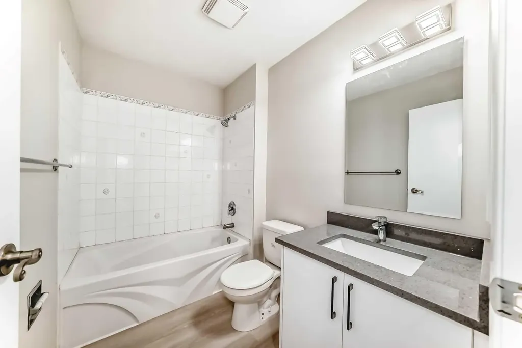 7205 4 Street NE Calgary AB T2K 5S3