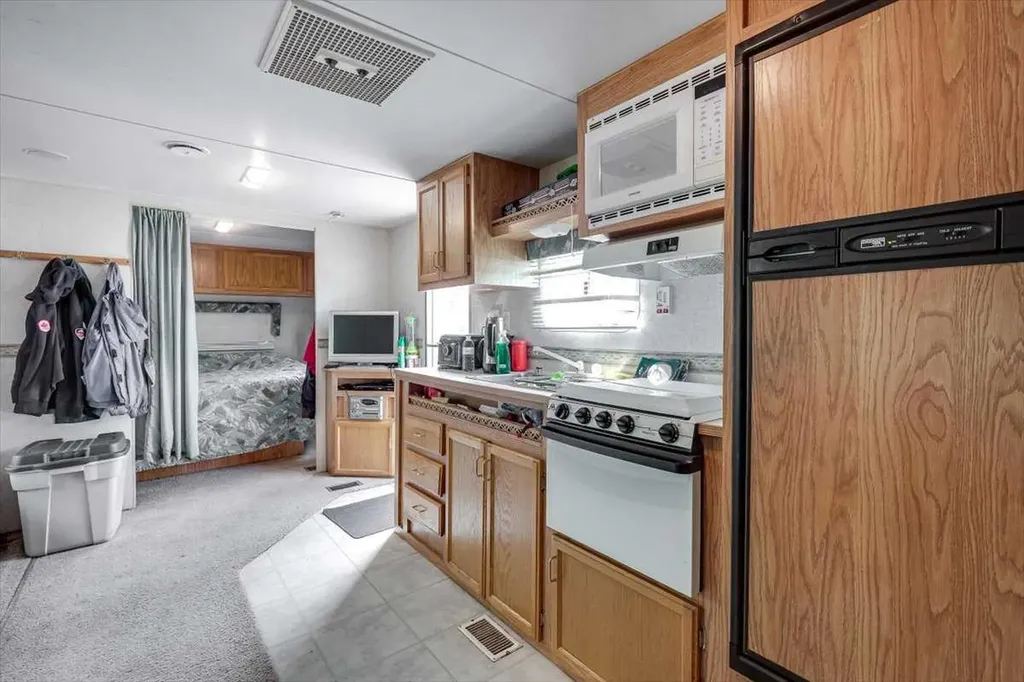 2 Ridge Drive Rural Ponoka County AB T0J 2J0