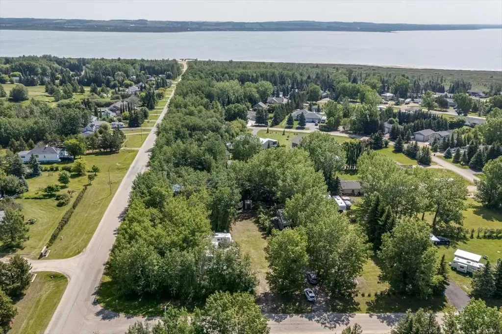 2 Ridge Drive Rural Ponoka County AB T0J 2J0