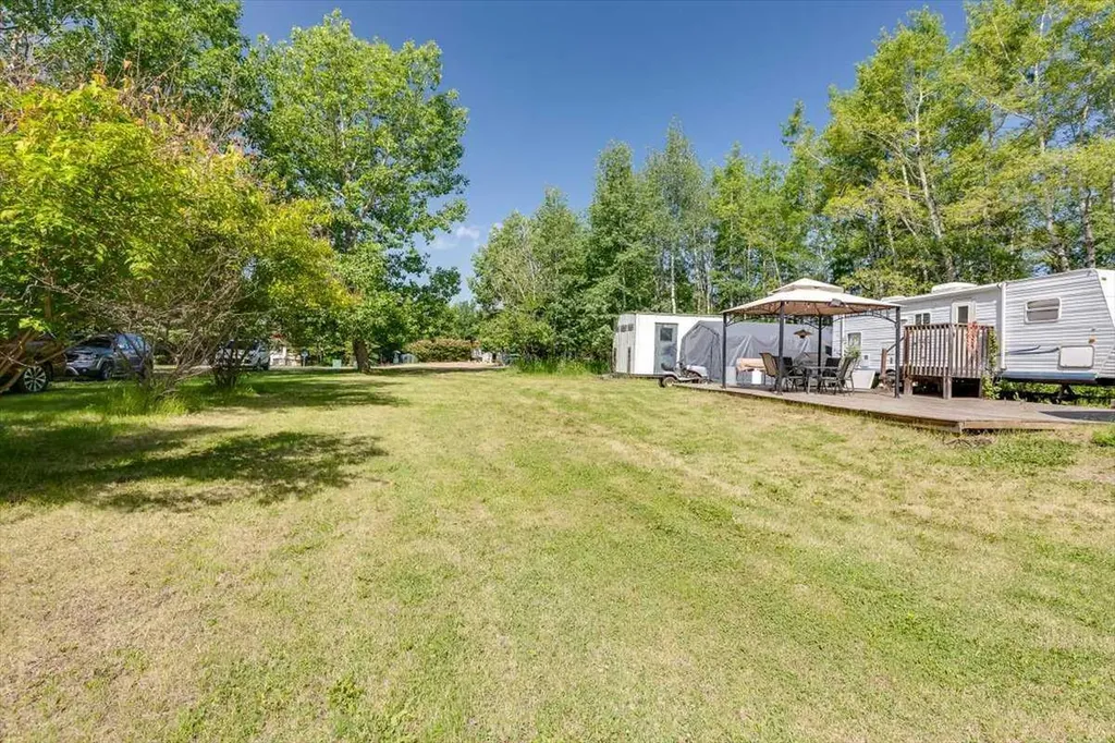 2 Ridge Drive Rural Ponoka County AB T0J 2J0