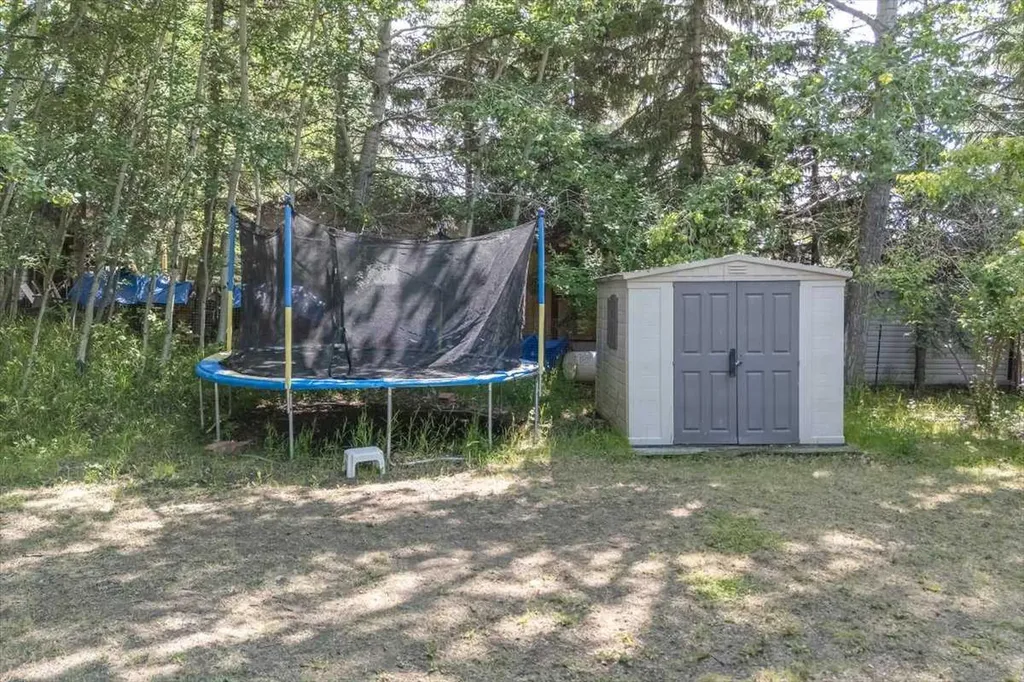 2 Ridge Drive Rural Ponoka County AB T0J 2J0