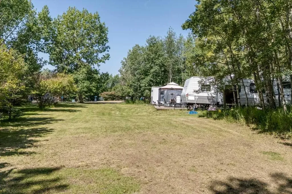 2 Ridge Drive Rural Ponoka County AB T0J 2J0