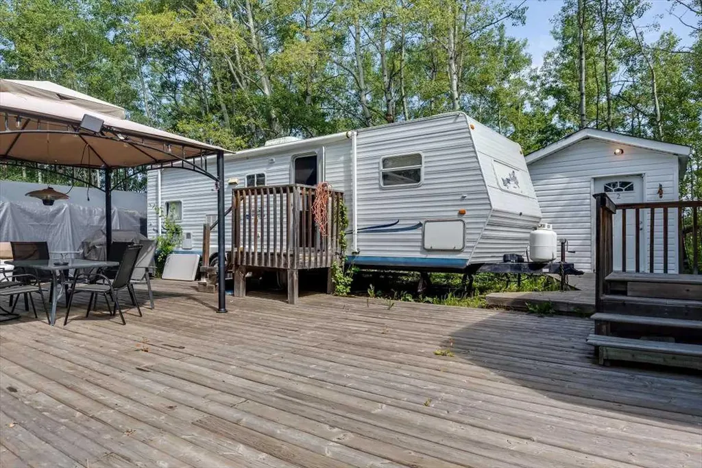2 Ridge Drive Rural Ponoka County AB T0J 2J0