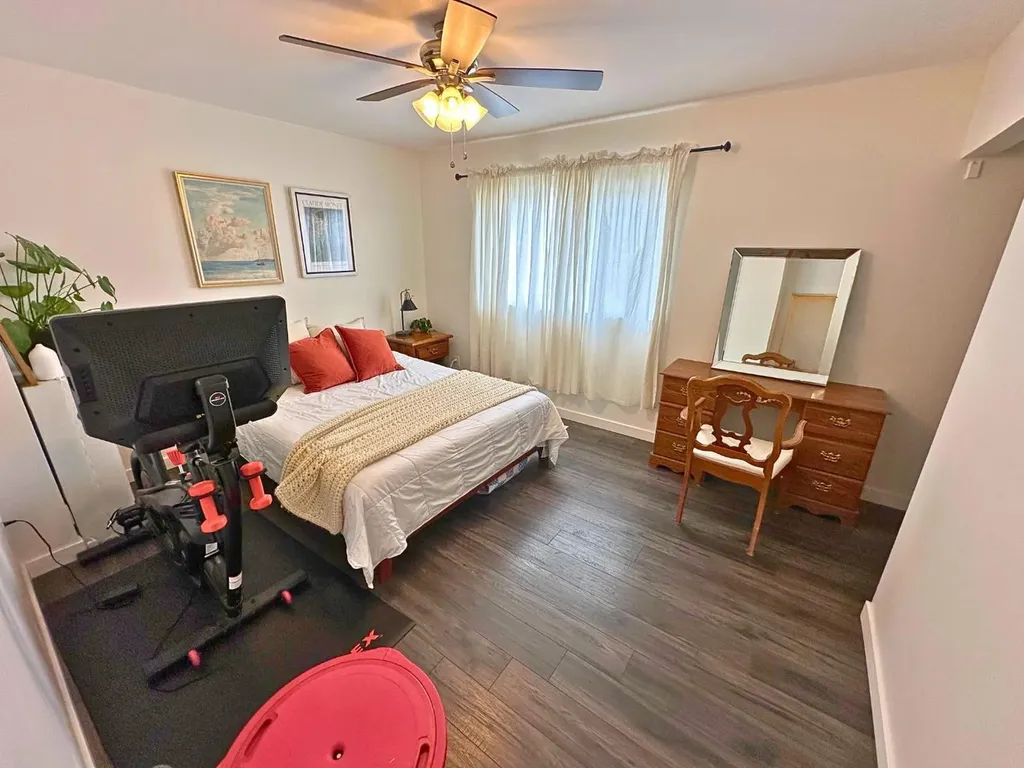 4719 33 Street Red Deer AB T4N 0N7