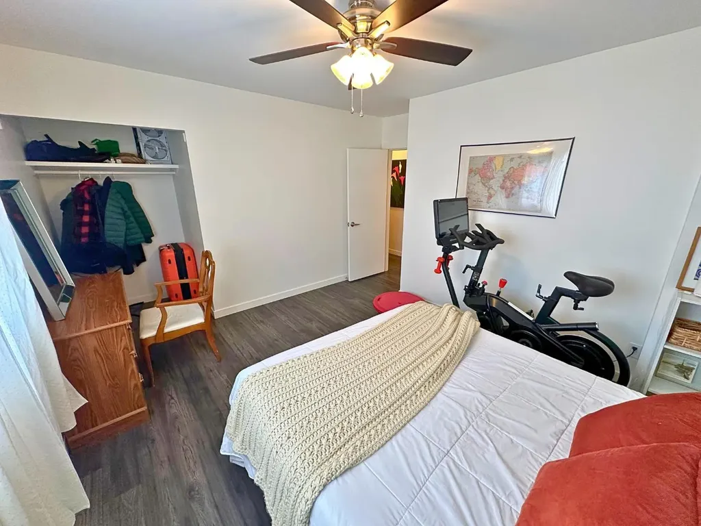 4719 33 Street Red Deer AB T4N 0N7