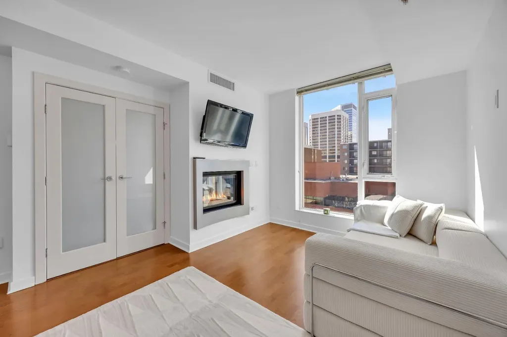 888 4 Avenue SW Calgary AB T2P0V2