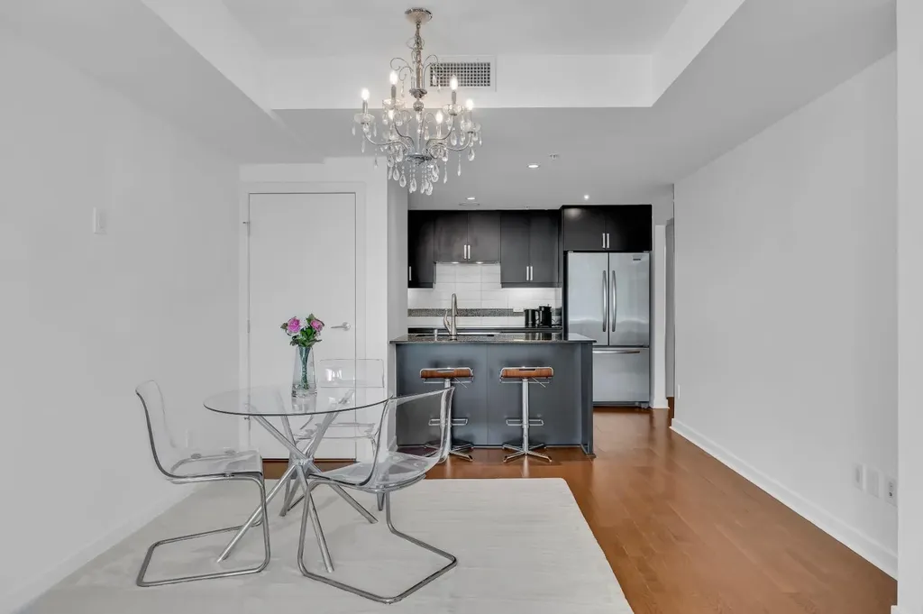 888 4 Avenue SW Calgary AB T2P0V2