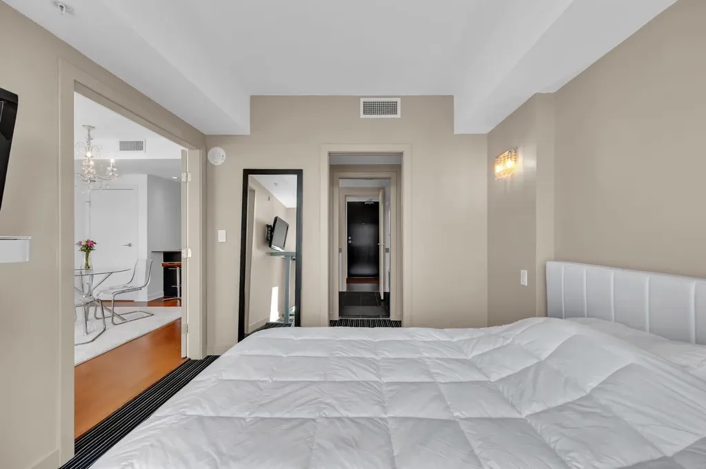 888 4 Avenue SW Calgary AB T2P0V2