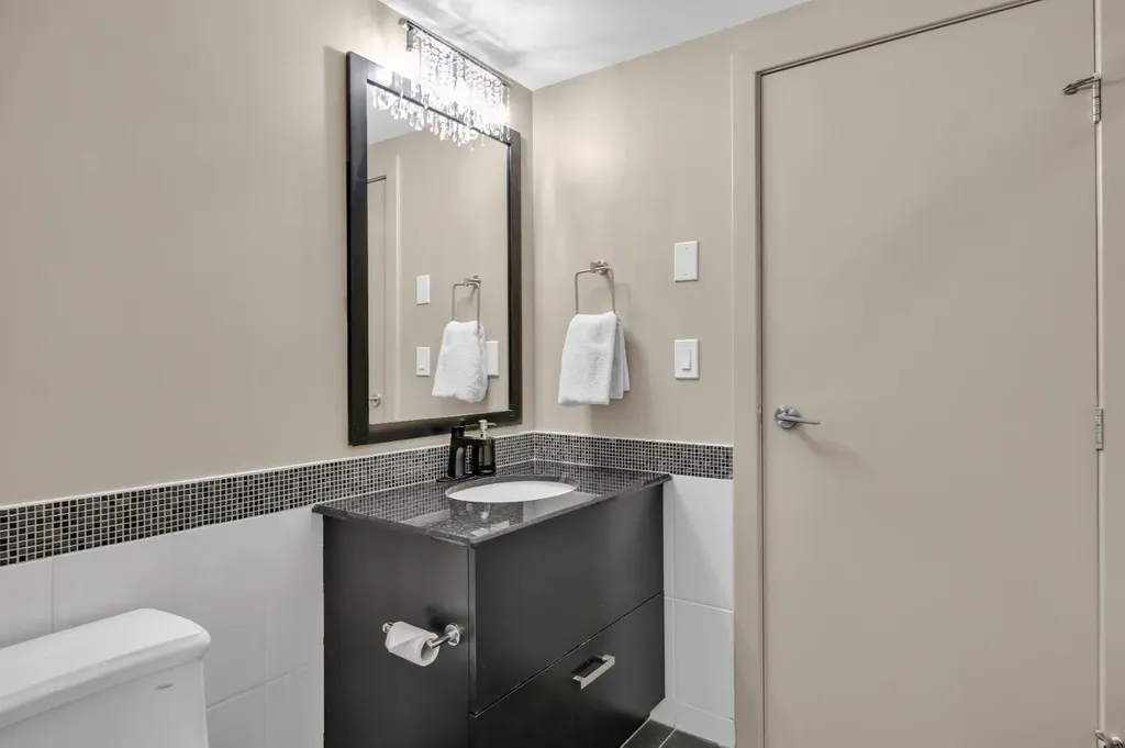 888 4 Avenue SW Calgary AB T2P0V2