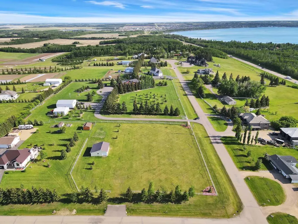 392 Township Road Rural Red Deer County AB T4S 1R7