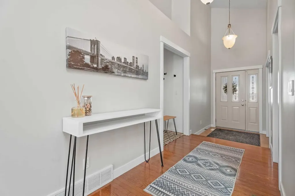 611 Cavendish Beach Bay Chestermere AB T1X 1H9