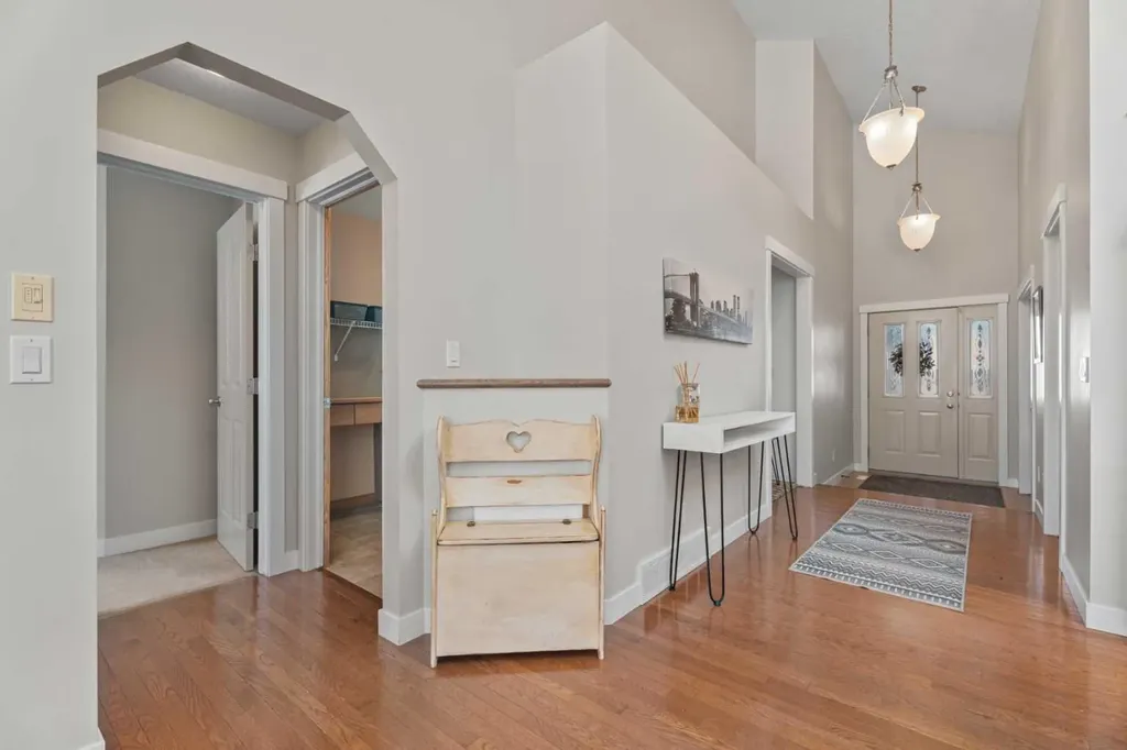 611 Cavendish Beach Bay Chestermere AB T1X 1H9