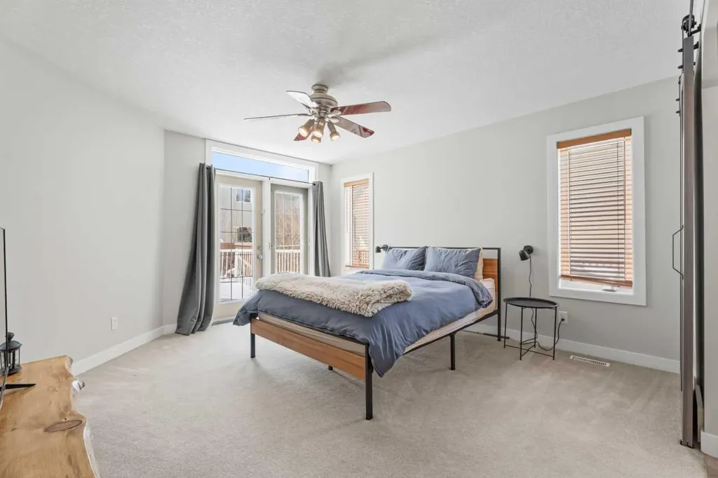 611 Cavendish Beach Bay Chestermere AB T1X 1H9
