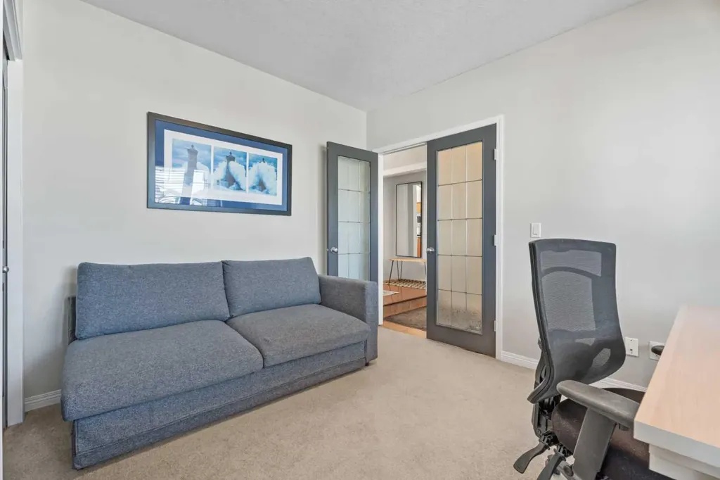 611 Cavendish Beach Bay Chestermere AB T1X 1H9