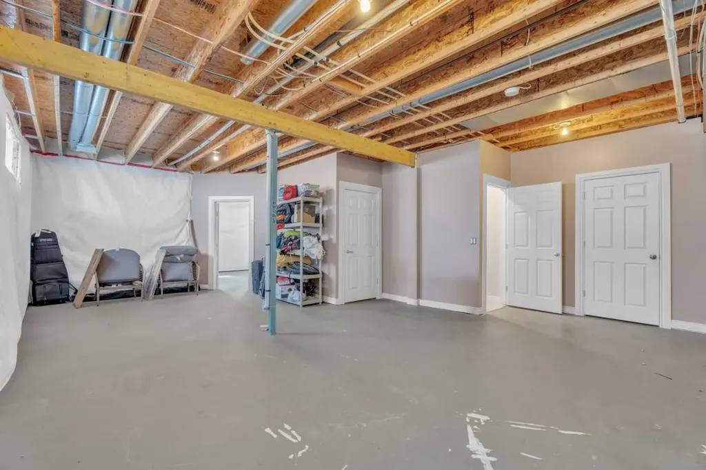 611 Cavendish Beach Bay Chestermere AB T1X 1H9