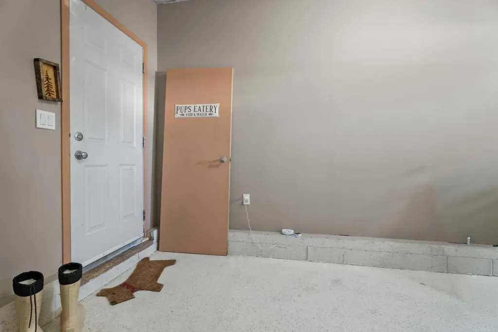 611 Cavendish Beach Bay Chestermere AB T1X 1H9