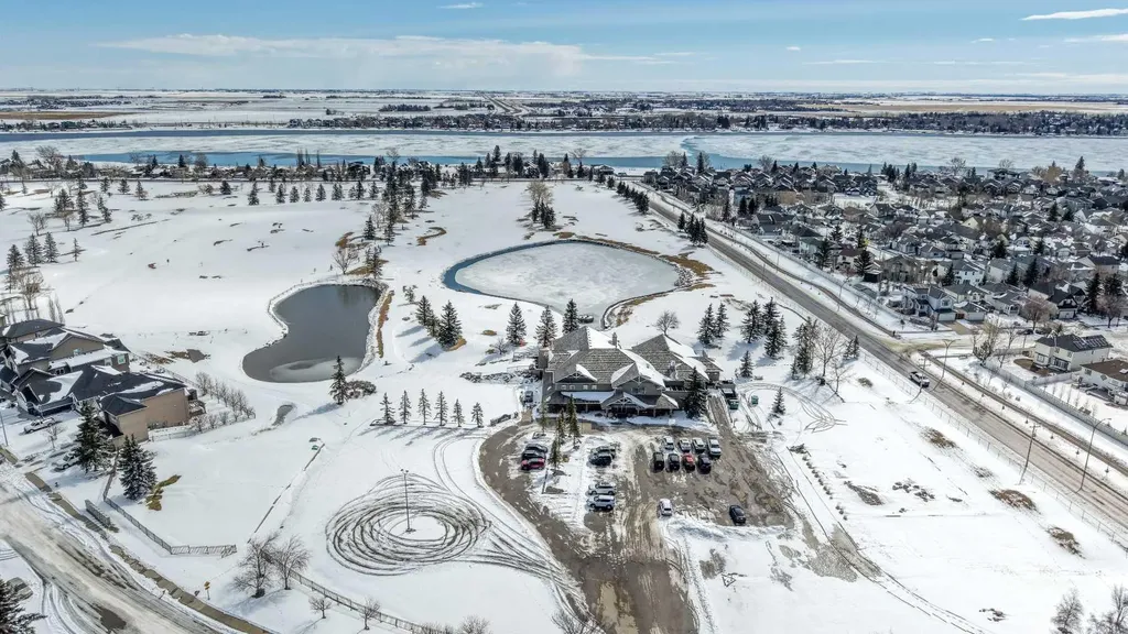 611 Cavendish Beach Bay Chestermere AB T1X 1H9