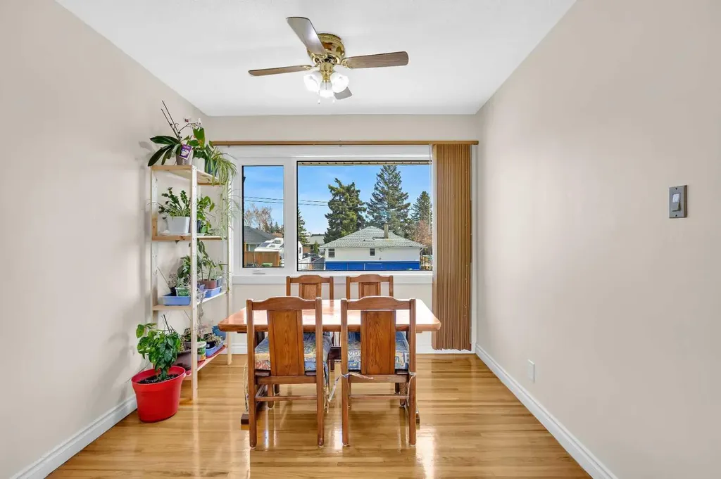 5008 2 Street NW Calgary AB t2k0z3