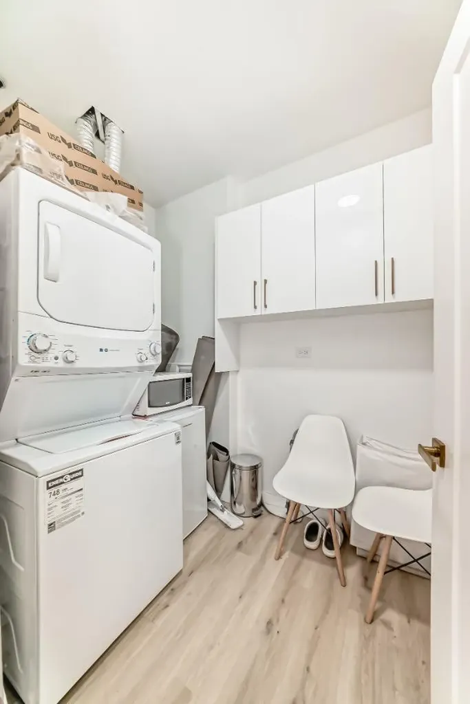 1015 Centre Street NW Calgary AB T2E 2P8
