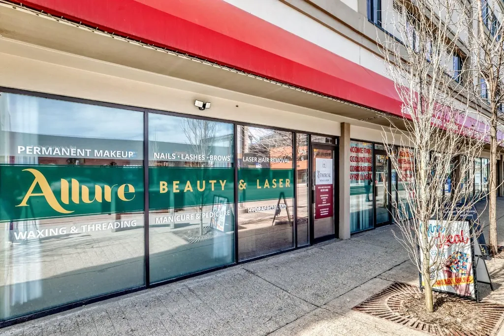 1015 Centre Street NW Calgary AB T2E 2P8