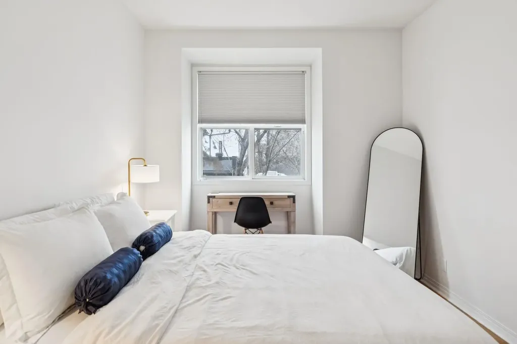 2134 Kensington Road NW Calgary AB T2N 3R7