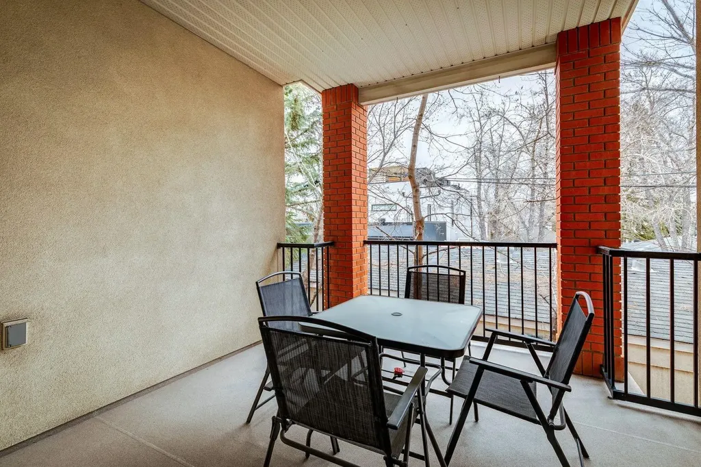 2134 Kensington Road NW Calgary AB T2N 3R7