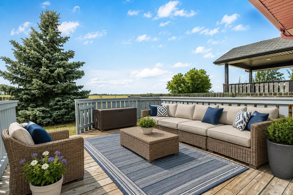 27 Upland Manor Brooks AB T1R 1L4