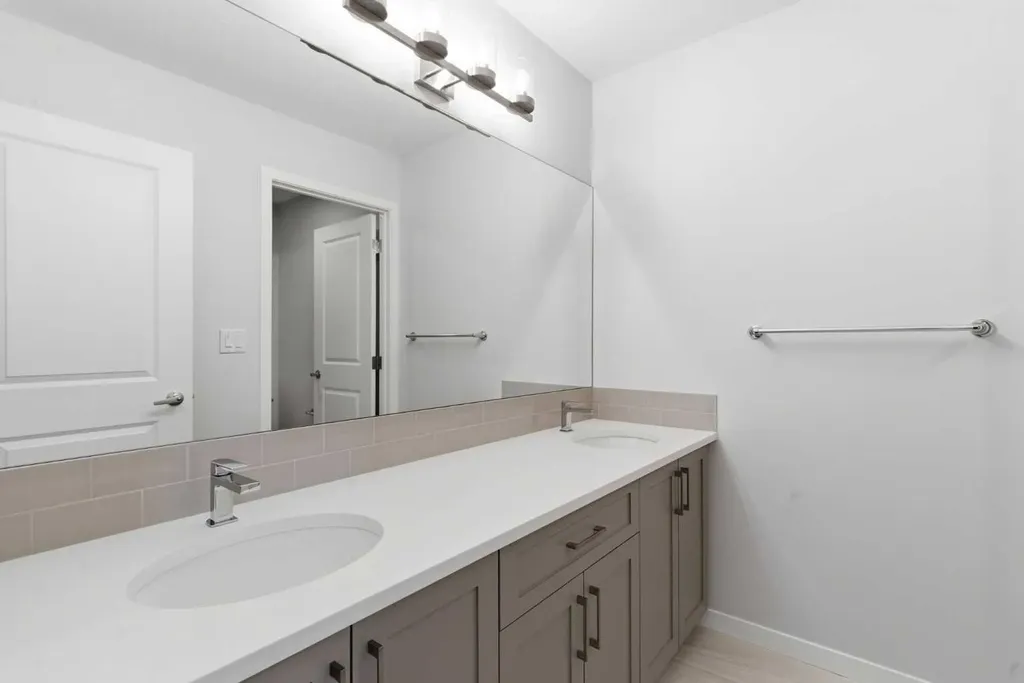 623 Buffaloberry Manor SE Calgary AB T3M 3Z2
