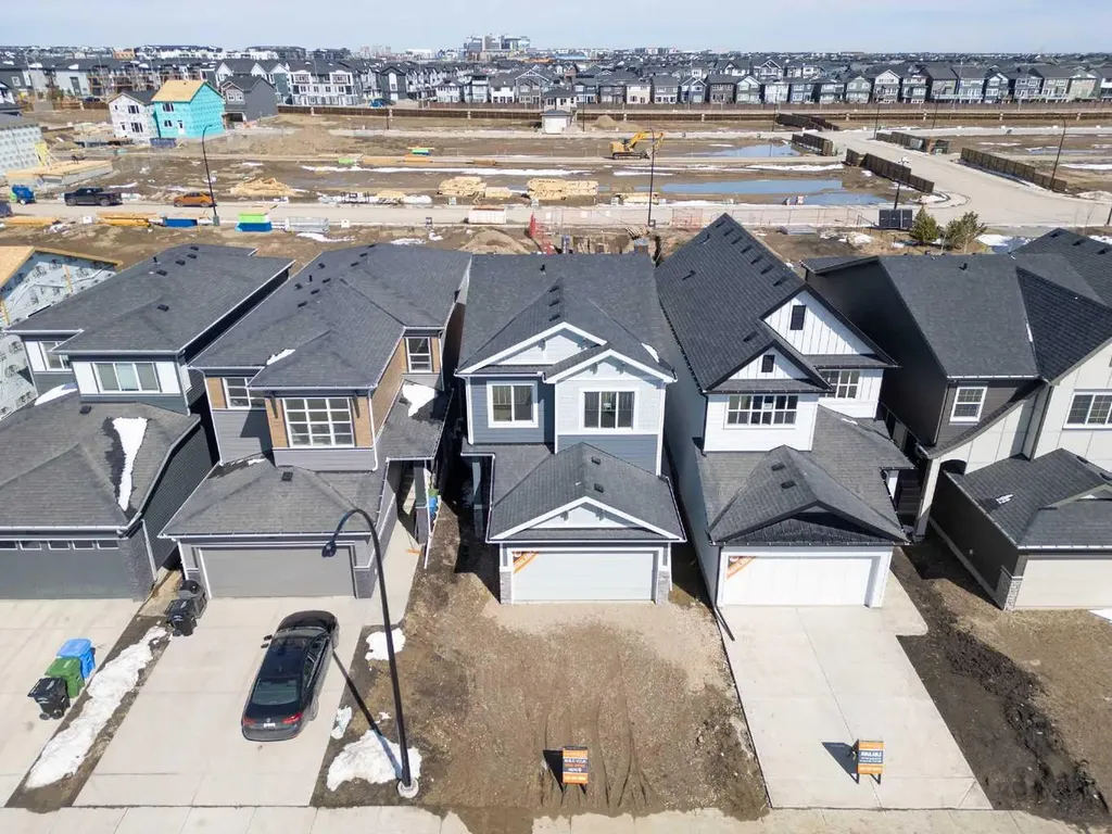 623 Buffaloberry Manor SE Calgary AB T3M 3Z2