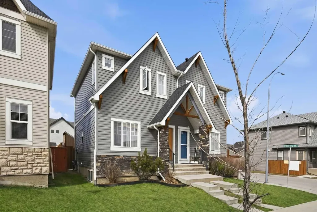 338 Skyview Ranch Road NE Calgary AB T3N 0K9