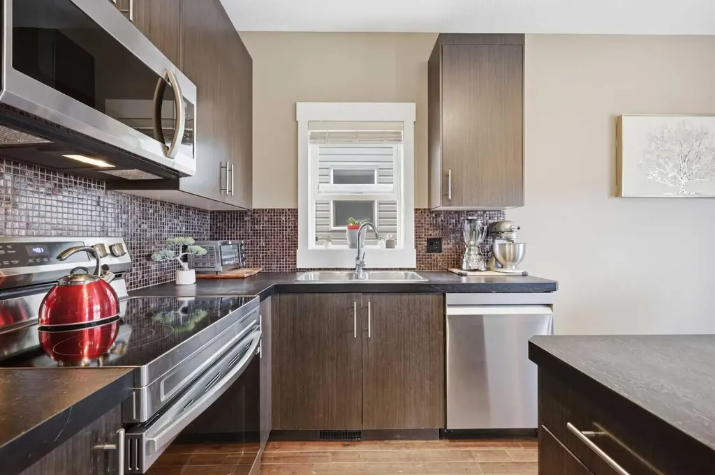 338 Skyview Ranch Road NE Calgary AB T3N 0K9