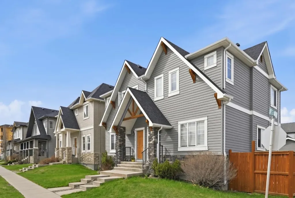 338 Skyview Ranch Road NE Calgary AB T3N 0K9
