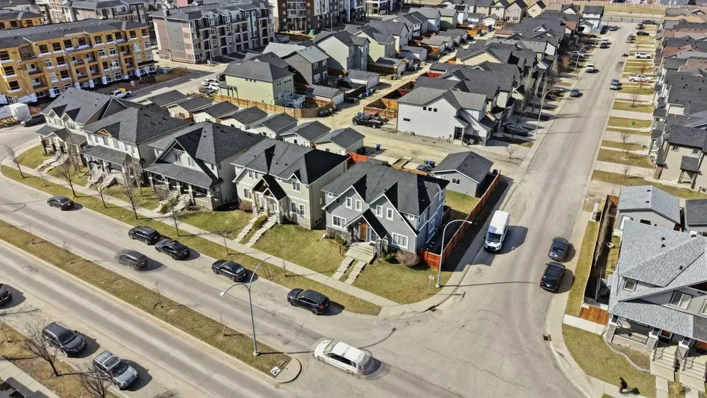338 Skyview Ranch Road NE Calgary AB T3N 0K9