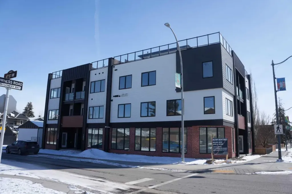 4740 Bowness Road Calgary AB T3B 0B4
