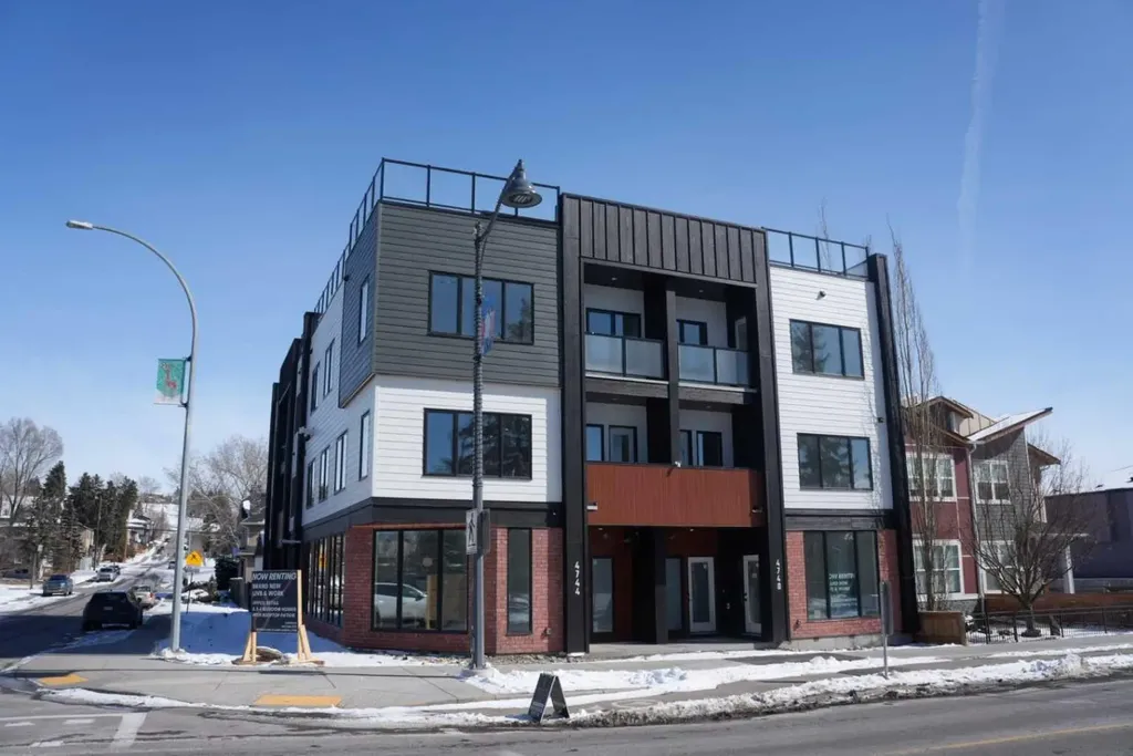 4740 Bowness Road Calgary AB T3B 0B4