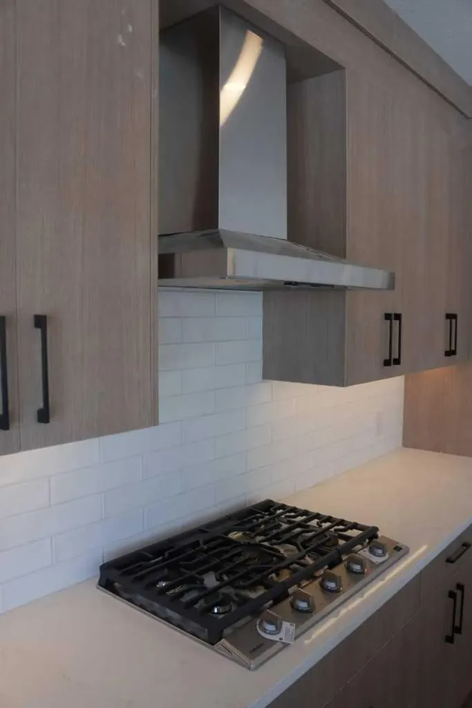 4740 Bowness Road Calgary AB T3B 0B4