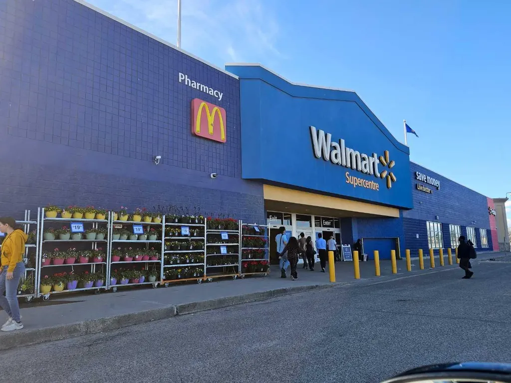 1444 40 Street SW Calgary AB T3C 1W7