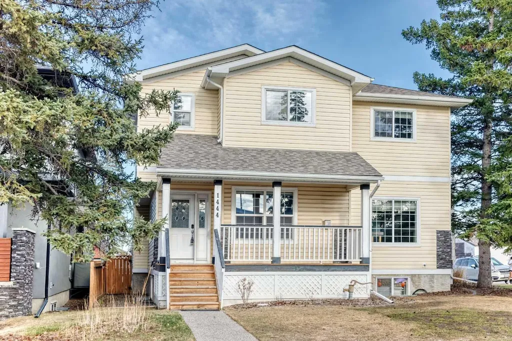 1444 40 Street SW Calgary AB T3C 1W7