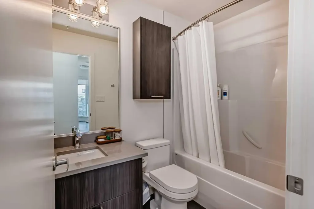 624 8 Avenue SE Calgary AB T2G 0M1