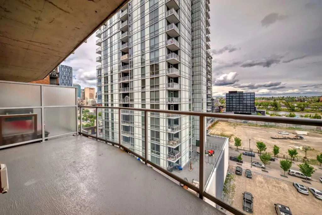 624 8 Avenue SE Calgary AB T2G 0M1