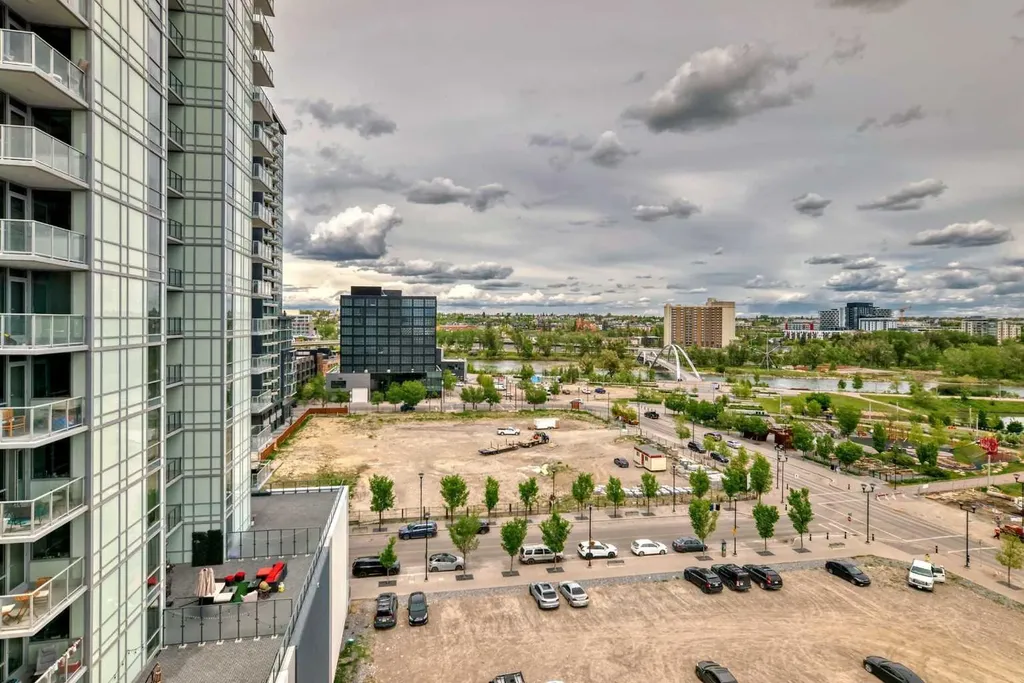 624 8 Avenue SE Calgary AB T2G 0M1