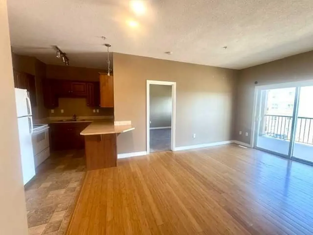 9225 Lakeland Drive Grande Prairie AB T8X 0B8