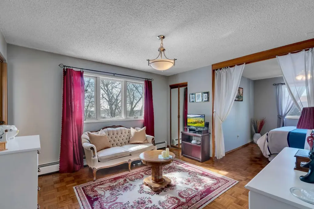 51 Parkwood Crescent Strathmore AB T1P 1H5