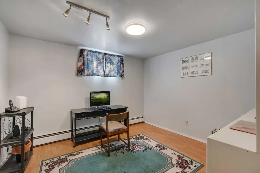 51 Parkwood Crescent Strathmore AB T1P 1H5