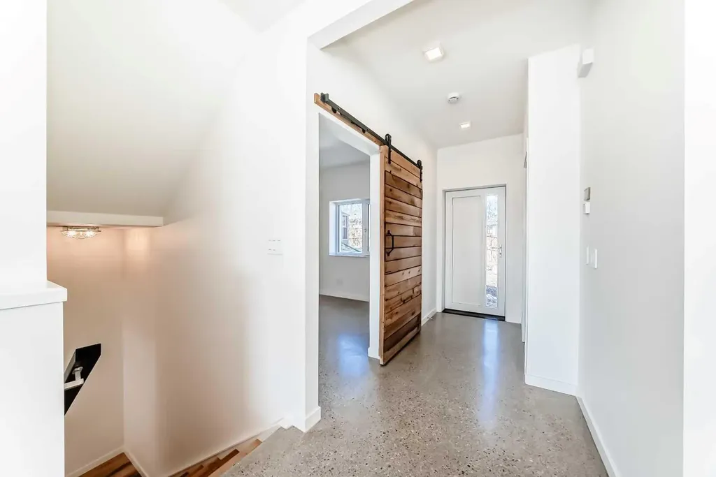 53 Rockhaven Green NW Calgary AB T3G0C5