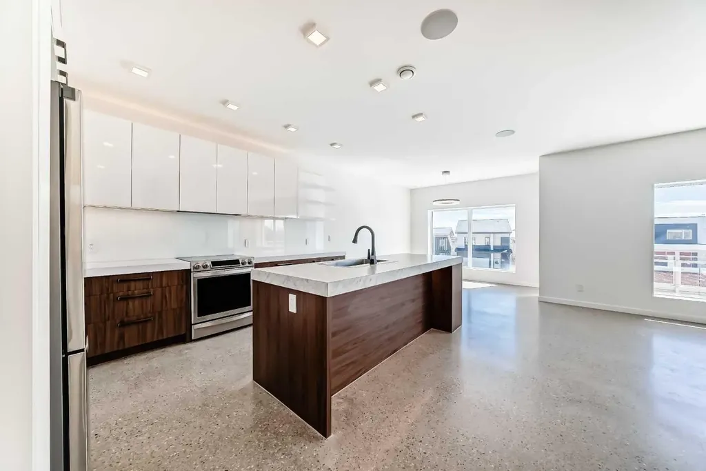 53 Rockhaven Green NW Calgary AB T3G0C5